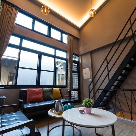 Reise Guesthouse 喜遊旅宿 ゲストハウス 旅マニア Tainan Buitenkant foto