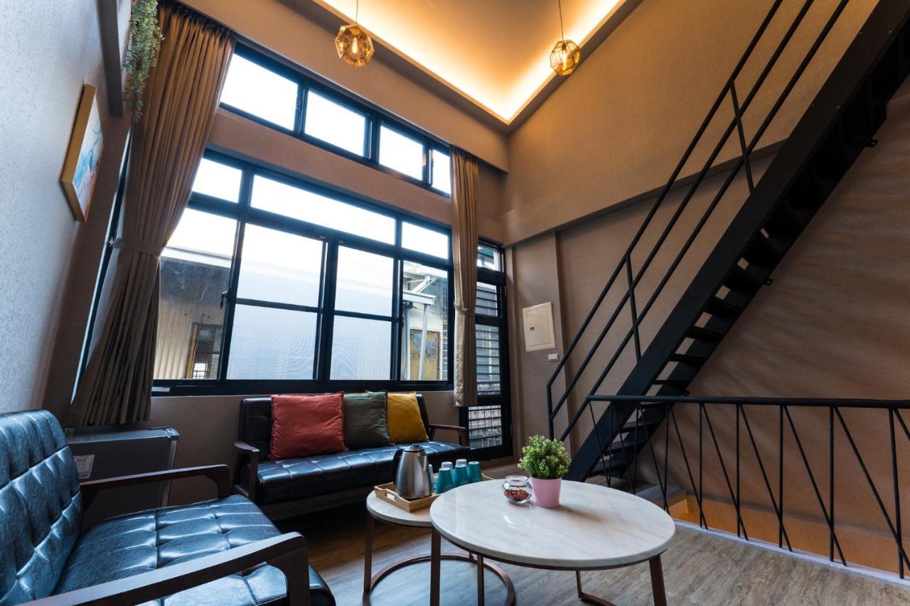 Reise Guesthouse 喜遊旅宿 ゲストハウス 旅マニア Tainan Buitenkant foto